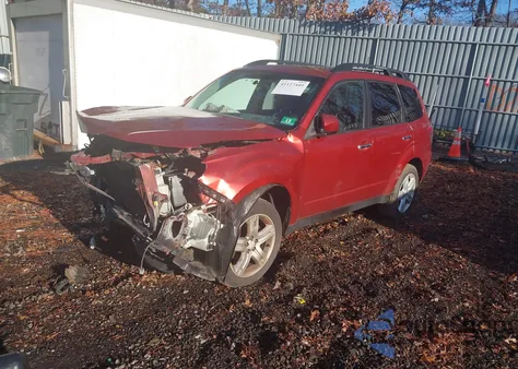 2010 Subaru Forester 2.5X Premium z USA, uszkodzony, nr VIN JF2SH6CCXAH778997